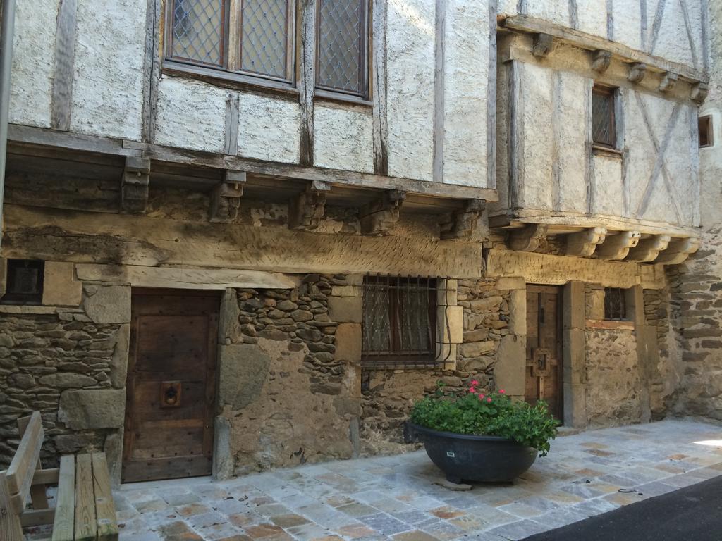 Portail Haut Bed and Breakfast Previnquieres Exterior foto