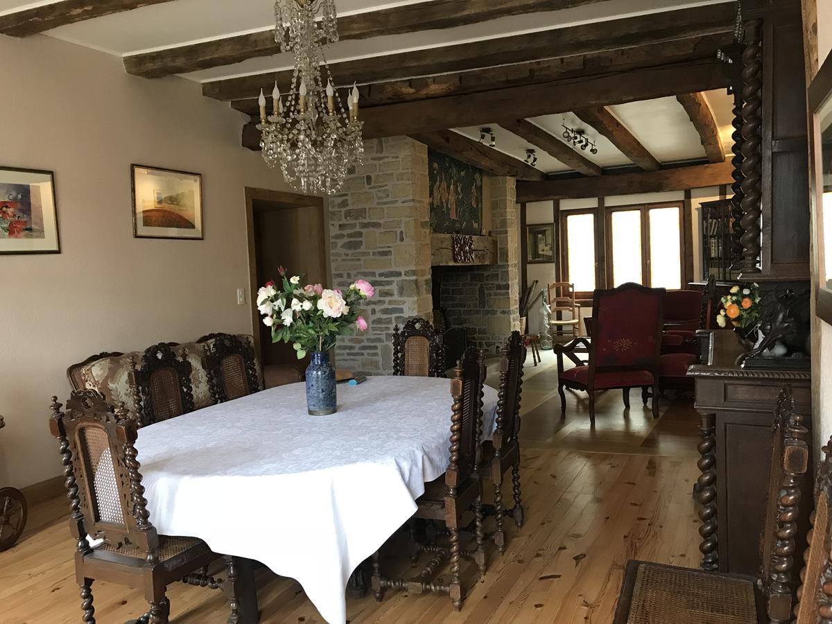 Portail Haut Bed and Breakfast Previnquieres Exterior foto